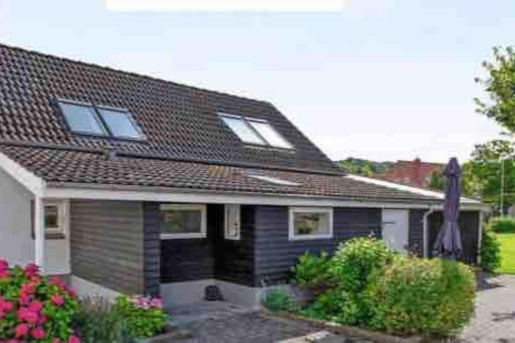 Airy, Cosy Guesthouse Mariager Extérieur photo
