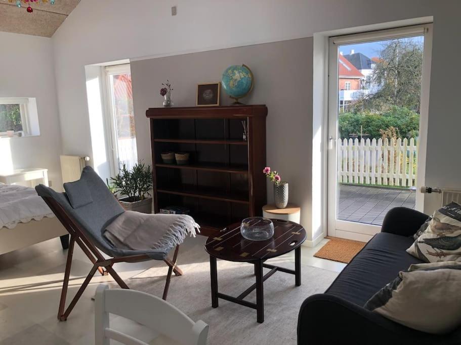 Airy, Cosy Guesthouse Mariager Extérieur photo